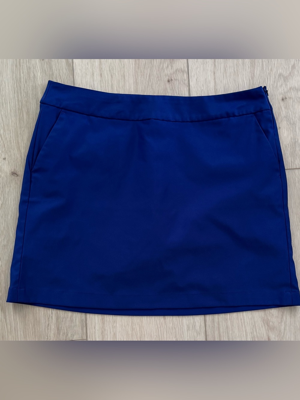 Women’s Nike Golf Skirt size 10 blue w/ shorts underneath